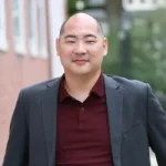 Foto de Seiji Isotani, professor indicado como conferecista senior